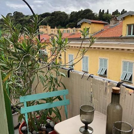 Charmant Deux Pieces Dans Le Quartier Du Port ニース エクステリア 写真